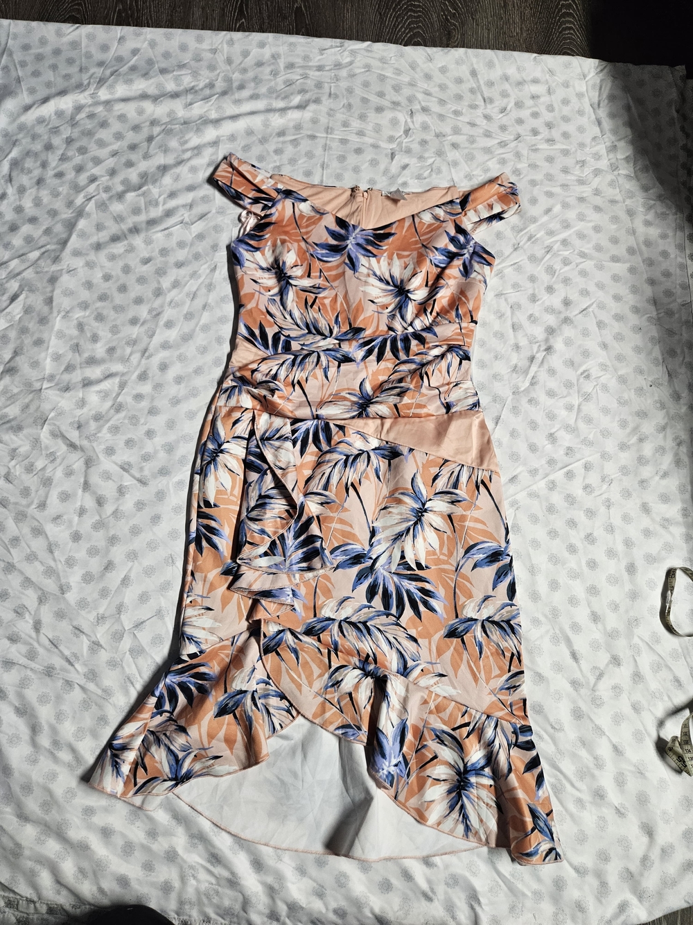 VENUS Peach and Blue Floral Off-Shoulder High-Low Dress - Picture 2 of 8